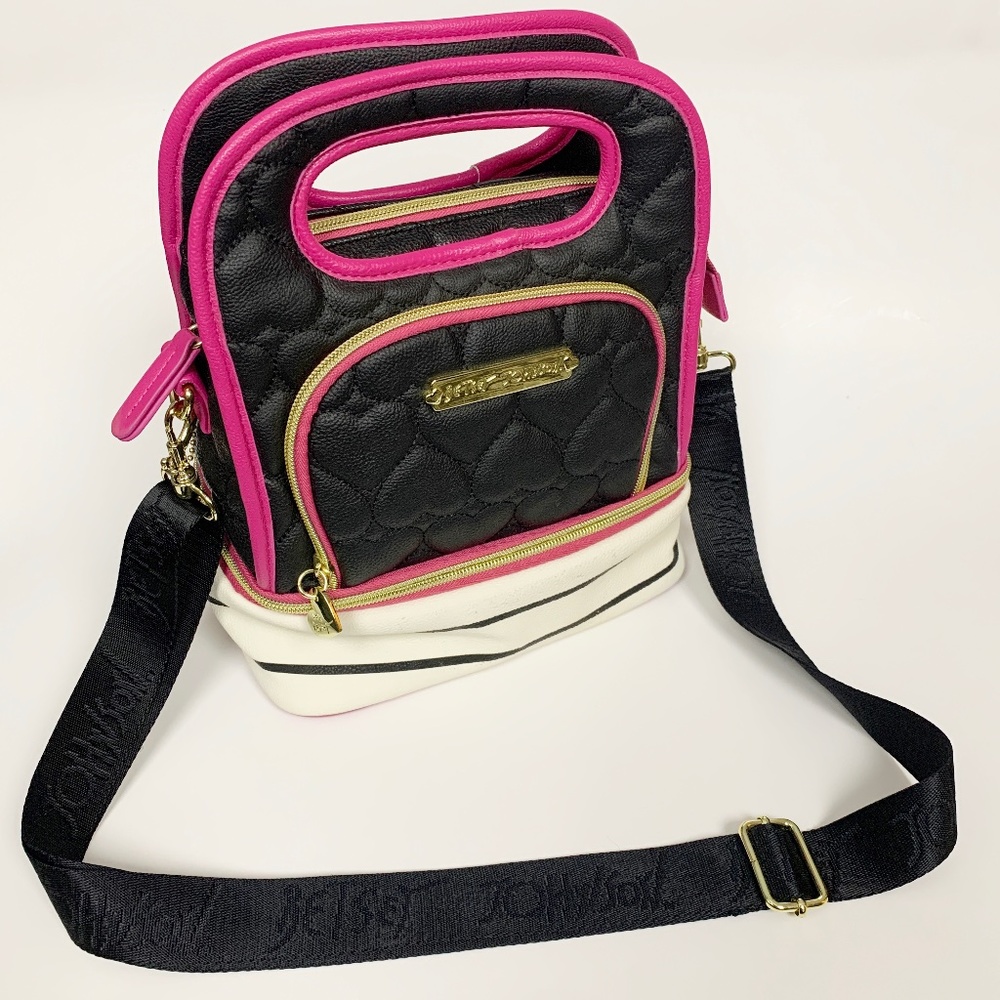 SOLD | EUC Betsey Johnson Insulated Bag